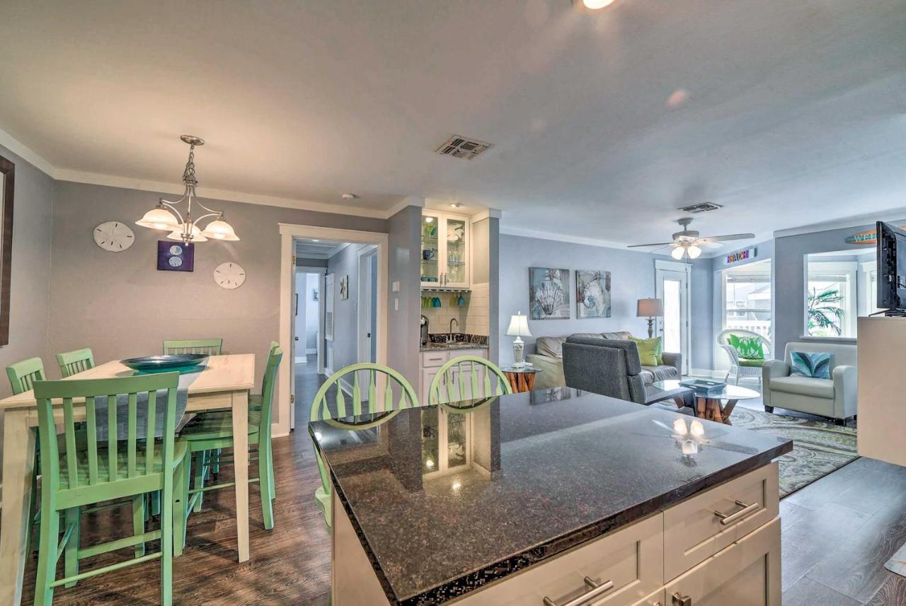 Port Aransas Condo With Outdoor Pool - Pets Welcome! Mustang Beach Exterior photo